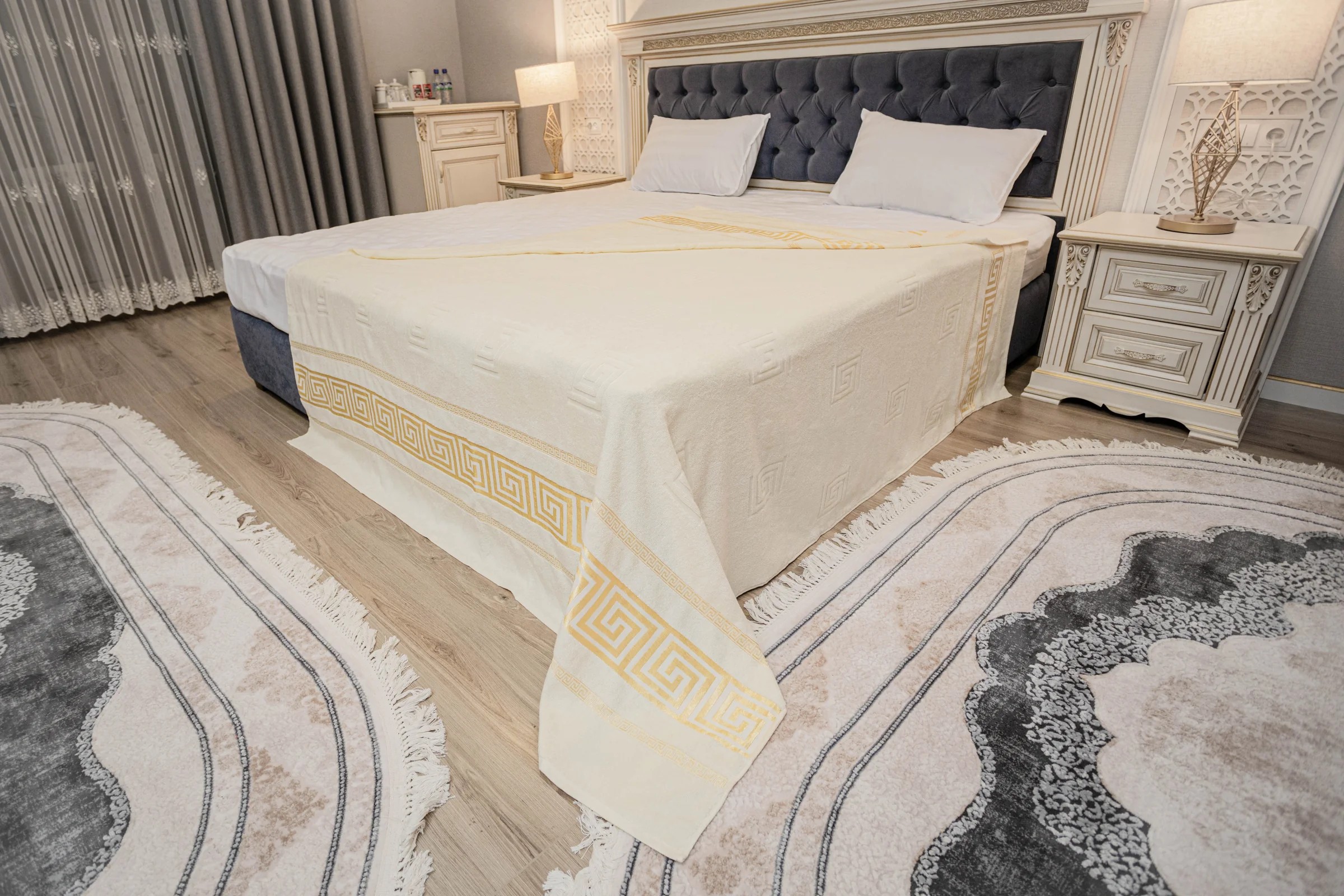 ParisaHome